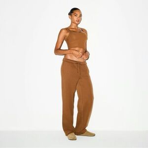 SKIMS Cotton Fleece Straight Leg Pant Bison